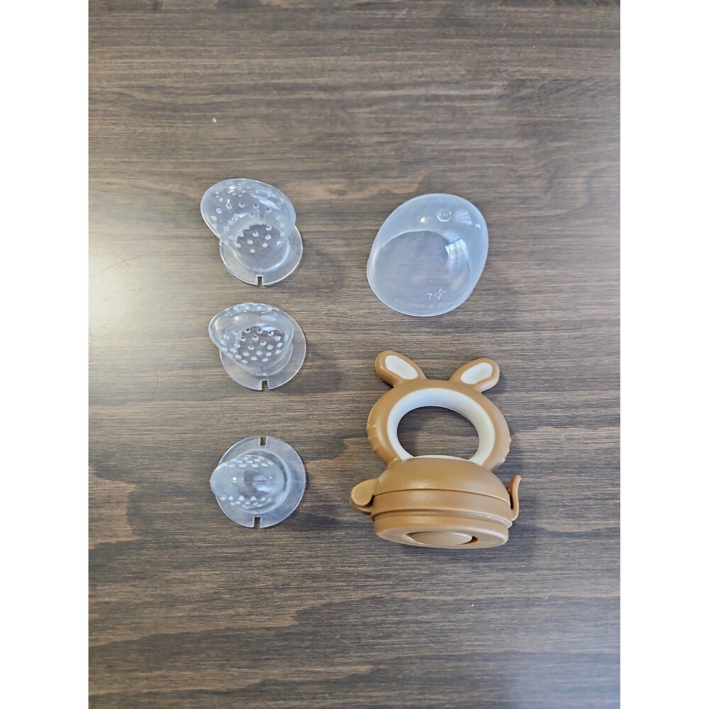 Moss & Fawn Forage Feeder